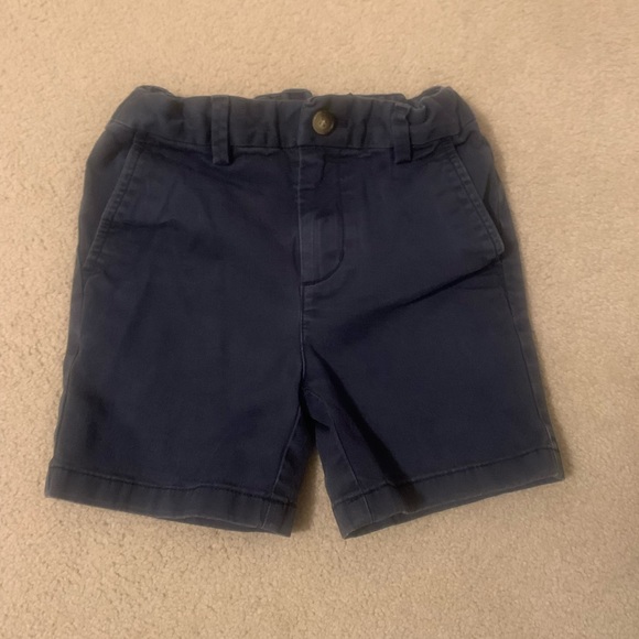Vineyard vines shorts 4T - Picture 1 of 1